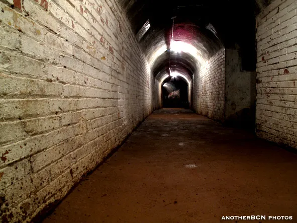 Bomb shelter 307 - passageways Bomb shelter in Barcelona