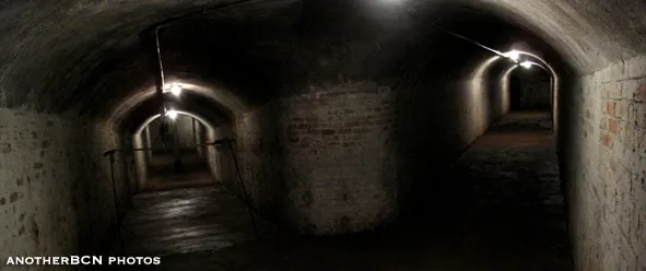 Bomb shelter 307 - passageways Bomb shelter in Barcelona